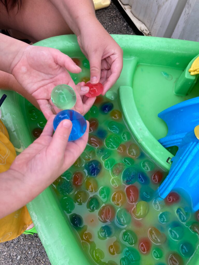 Play in water.